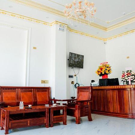 Chau Ngoc Vien Hotel - Bien My Khe - Quảng Ngãi Eksteriør billede