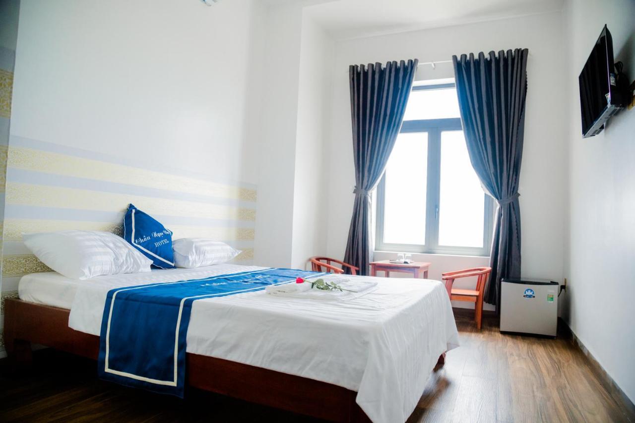 Chau Ngoc Vien Hotel - Bien My Khe - Quảng Ngãi Eksteriør billede